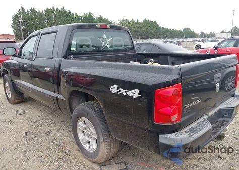 2005 Dodge Dakota Slt z USA, uszkodzony, nr VIN 1D7HW48KX5S161357